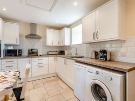 Willow - Dorset - 1096952 - thumbnail photo 11
