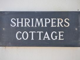 A sign for Shrimpers Cottage in Tredrizzick near St Minver