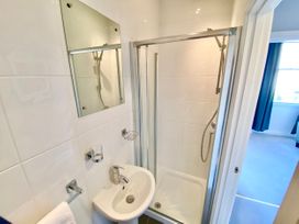 39 Eastborough - 1 Bed - North Yorkshire (incl. Whitby) - 1097461 - thumbnail photo 18