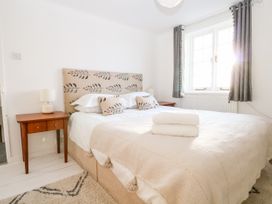 Lantern Cottage - Kent & Sussex - 1097481 - thumbnail photo 13