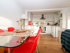 Lantern Cottage - Kent & Sussex - 1097481 - thumbnail photo 8