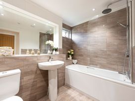 Hideaway Lodge - North Yorkshire (incl. Whitby) - 1097511 - thumbnail photo 6