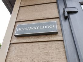 Hideaway Lodge - North Yorkshire (incl. Whitby) - 1097511 - thumbnail photo 3