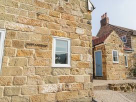 Rose Cottage - North Yorkshire (incl. Whitby) - 1097690 - thumbnail photo 3