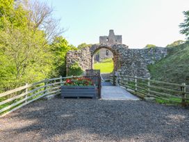 Castle Keep - Northumberland - 1098493 - thumbnail photo 23