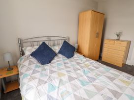 The Orme Apartment - North Wales - 1098616 - thumbnail photo 10