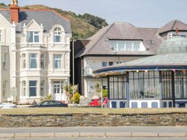 The Orme Apartment - North Wales - 1098616 - thumbnail photo 27