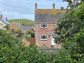 The Beach House - Dorset - 1099309 - thumbnail photo 1