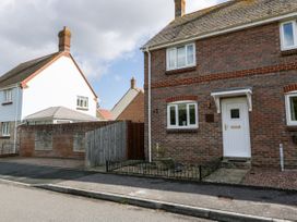 The Beach House - Dorset - 1099309 - thumbnail photo 3