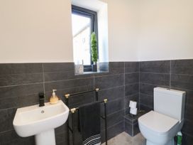 The Cottage - Peak District - 1099455 - thumbnail photo 15