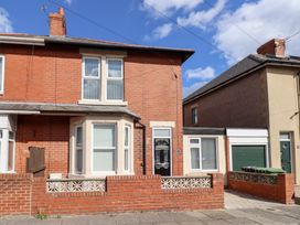 Lobster Pot Retreat - Northumberland - 1100198 - thumbnail photo 2