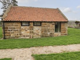 Swallow Cottage - North Yorkshire (incl. Whitby) - 1101012 - thumbnail photo 15
