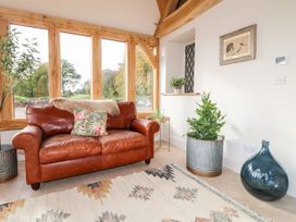 Woodland Lodge - Shropshire - 1101686 - thumbnail photo 4