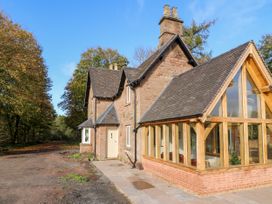 Woodland Lodge - Shropshire - 1101686 - thumbnail photo 36