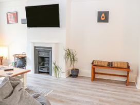 The Apothecary - Hampshire - 1102022 - thumbnail photo 4