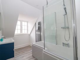 The Apothecary - Hampshire - 1102022 - thumbnail photo 21