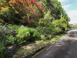 Bodowen Coach House - North Wales - 1102081 - thumbnail photo 17