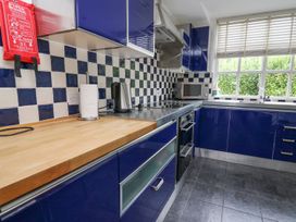 Chestnut Cottage - Mid Wales - 1102541 - thumbnail photo 14
