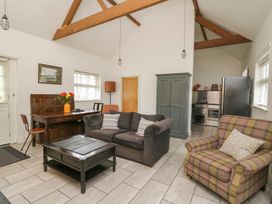Willow Cottage - Mid Wales - 1102543 - thumbnail photo 3