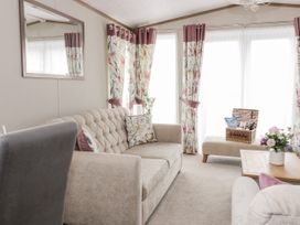 Serena Lodge - Scottish Lowlands - 1103426 - thumbnail photo 6