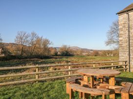Columbine Barn - Peak District - 1103464 - thumbnail photo 2