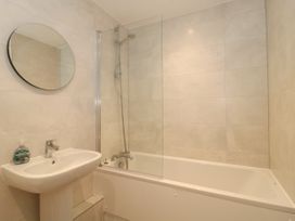 Apartment 1 - Devon - 1103518 - thumbnail photo 12