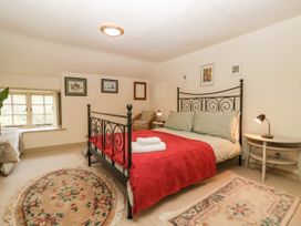Forge Cottage - South Wales - 1104453 - thumbnail photo 17
