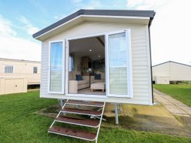 Caravan Kensington 165 - Norfolk - 1104613 - thumbnail photo 24
