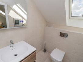 Foxton Penthouse - North Yorkshire (incl. Whitby) - 1105094 - thumbnail photo 28