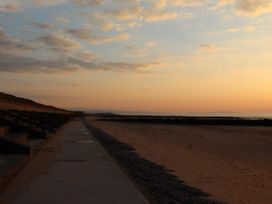 Beachway - North Wales - 1105565 - thumbnail photo 31