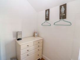 Apartment 2 - Llandudno Central - North Wales - 1105745 - thumbnail photo 13