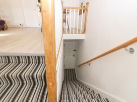 Apartment 2 - Llandudno Central - North Wales - 1105745 - thumbnail photo 18