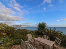 4 East Cliff - Dorset - 1105880 - thumbnail photo 1