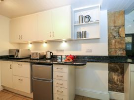 Rona Cottage - Dorset - 1106404 - thumbnail photo 7