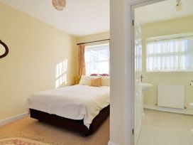 Vine Cottage - Dorset - 1106511 - thumbnail photo 11