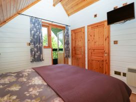 Riverside Lodge - Dorset - 1107004 - thumbnail photo 11