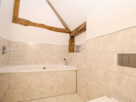 2 Great Tangley Barns - Kent & Sussex - 1107092 - thumbnail photo 39