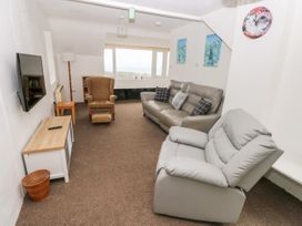 Arfron - South Wales - 1107366 - thumbnail photo 4