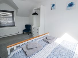 The Coach House - North Wales - 1107485 - thumbnail photo 16