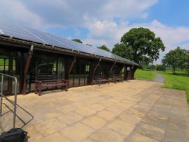 Harcombe House Bungalow 11 - Devon - 1107646 - thumbnail photo 27