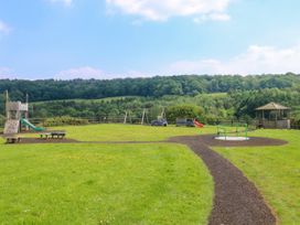 Harcombe House Bungalow 11 - Devon - 1107646 - thumbnail photo 49