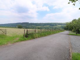 Harcombe House Bungalow 11 - Devon - 1107646 - thumbnail photo 69