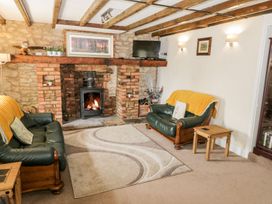 Woodlands Cottage - North Yorkshire (incl. Whitby) - 1107651 - thumbnail photo 4