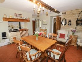 Glapthorn Manor - Central England - 1107997 - thumbnail photo 16