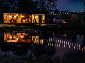 Rusty Boathouse - Mid Wales - 1108197 - thumbnail photo 16