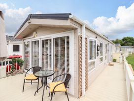 9 Birch Grove - Suffolk & Essex - 1108769 - thumbnail photo 21