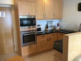 Apartment 24 - Devon - 1109355 - thumbnail photo 6