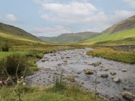 Bend Or Bump - Lake District - 1109484 - thumbnail photo 29