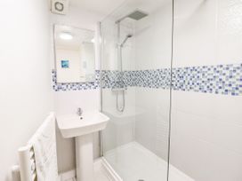 Harbour Suite - North Wales - 1110162 - thumbnail photo 14