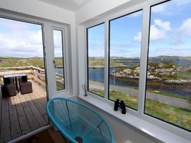 Seaview -  - 1110807 - thumbnail photo 18